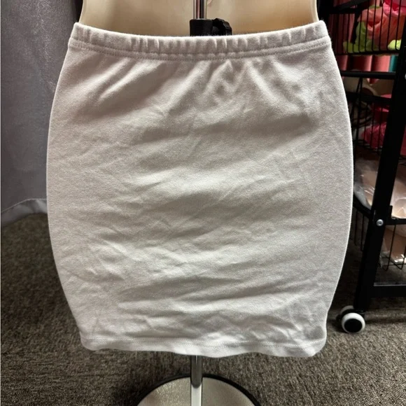 SHEIN White Mini Pencil Skirt Casual - Picture 2 of 2